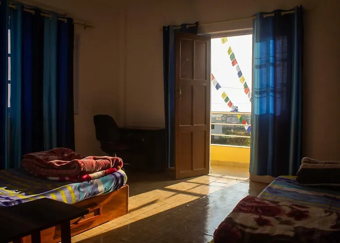 Nepal Expats *